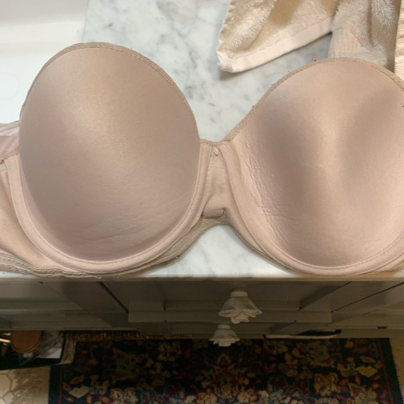 IZod strapless bra - Picture 2 of 3